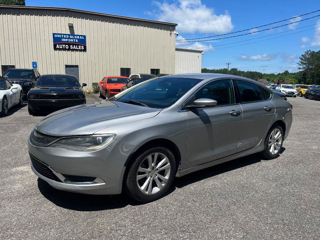 Used 2015 Chrysler 200 Limited FWD image 1