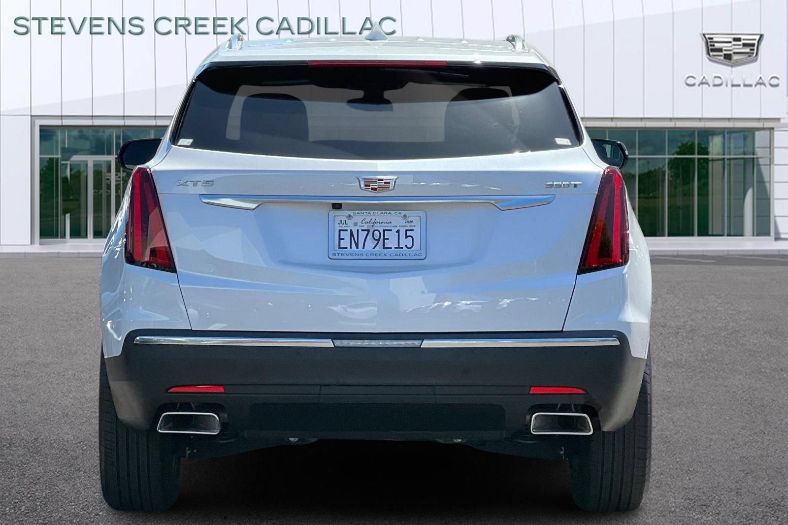 Used 2026 Cadillac XT5 Luxury w/ LPO, Floor Liner Package FWD image 4