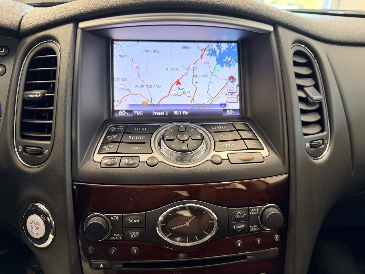 Used 2017 INFINITI QX50 2WD w/ Premium Plus Package image 33