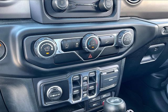 Used 2020 Jeep Wrangler Unlimited Sport S AWD/4WD image 23