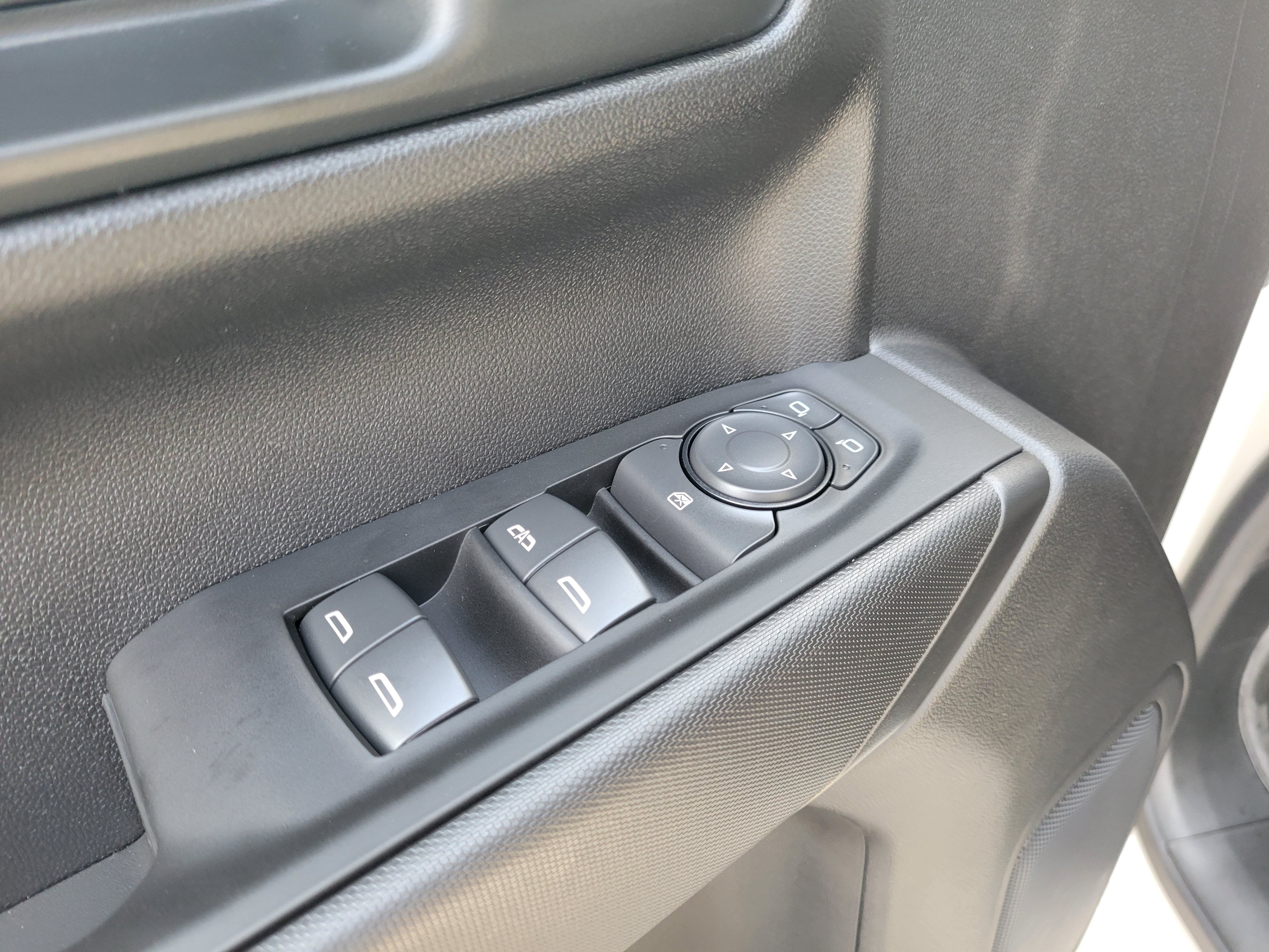 New 2026 Chevrolet Silverado 1500 Custom AWD/4WD image 27