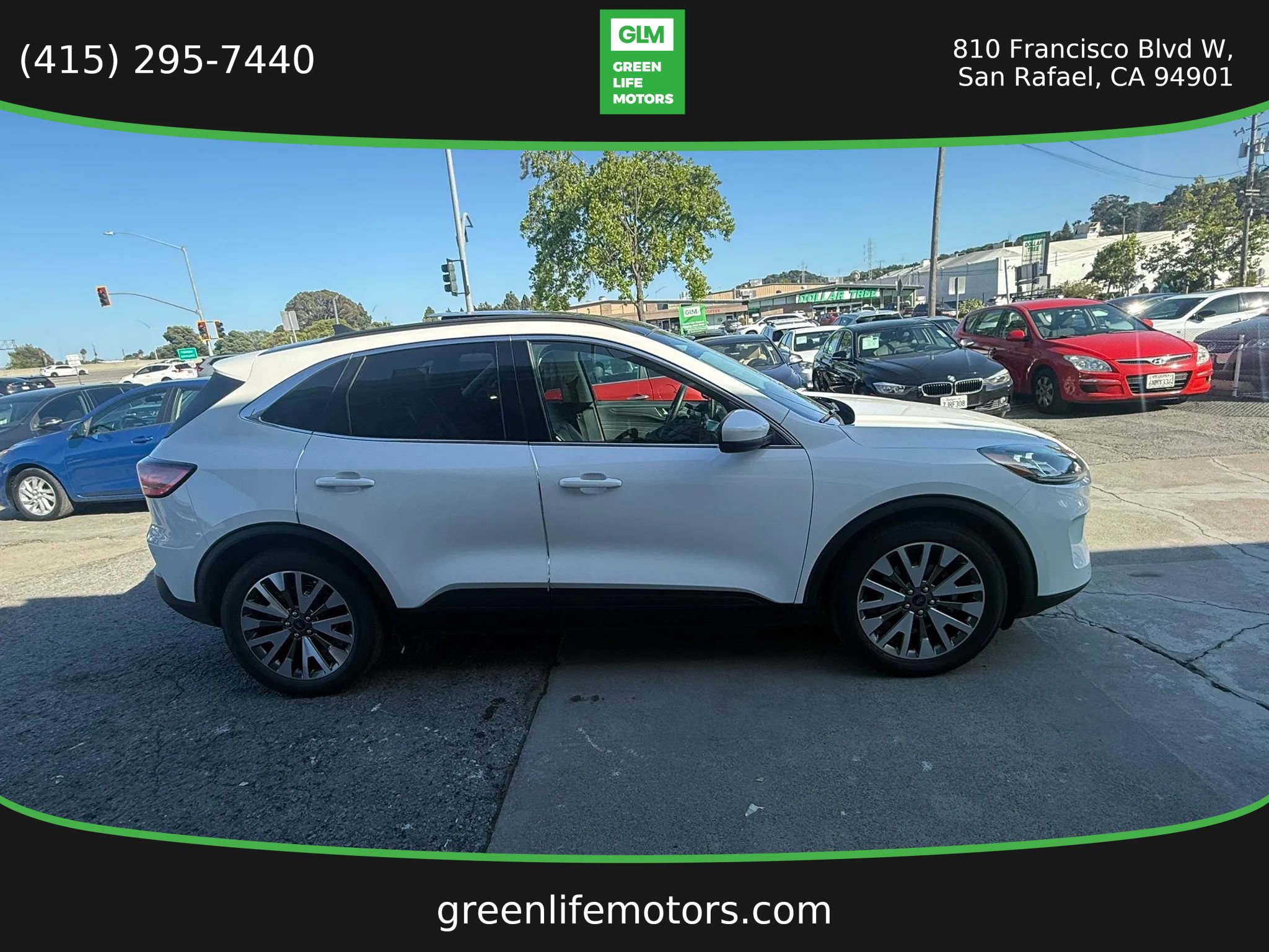 Used 2022 Ford Escape Titanium FWD image 4