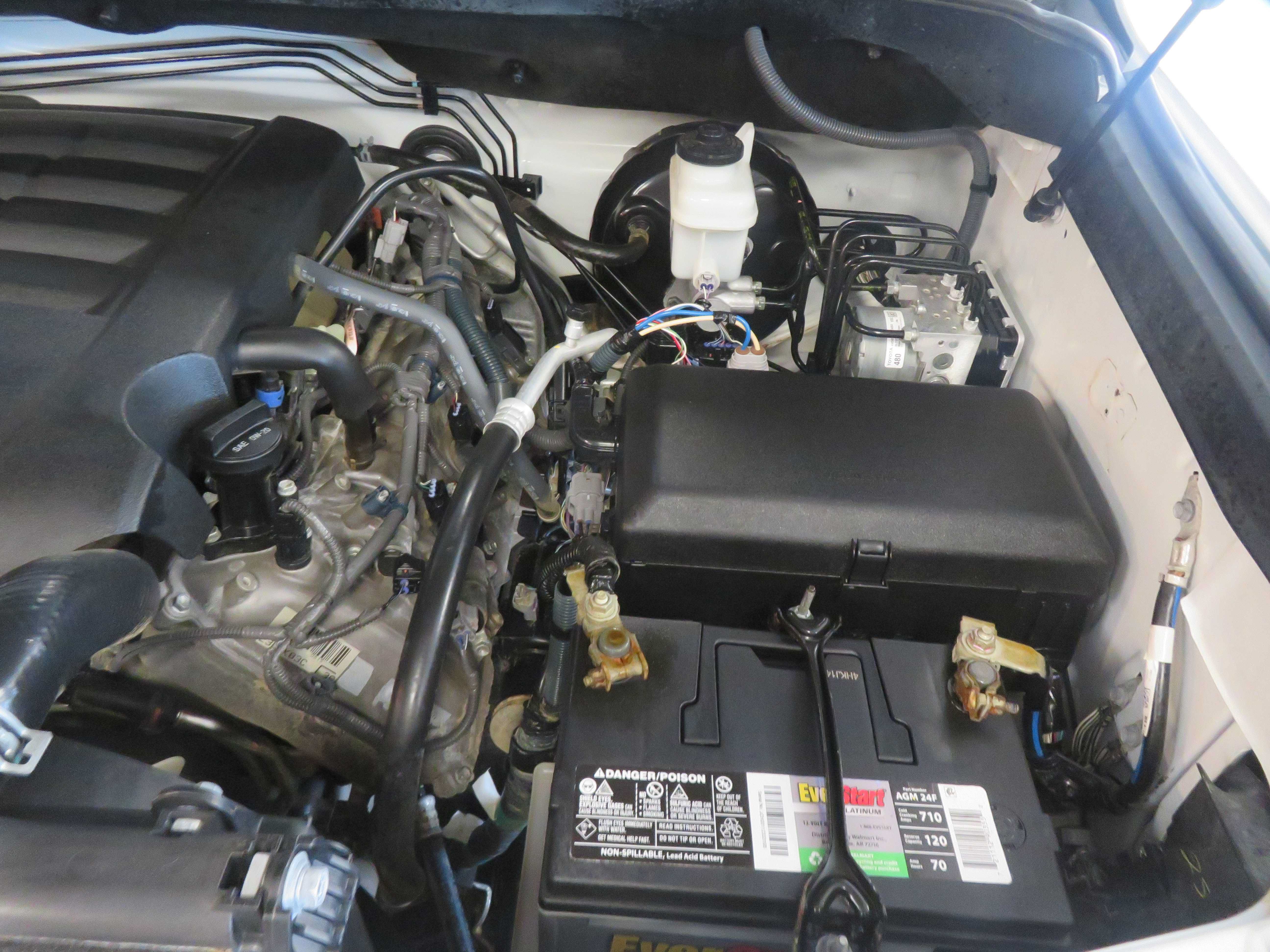 Used 2018 Toyota Tundra SR5 w/ SR5 Upgrade Package AWD/4WD image 56