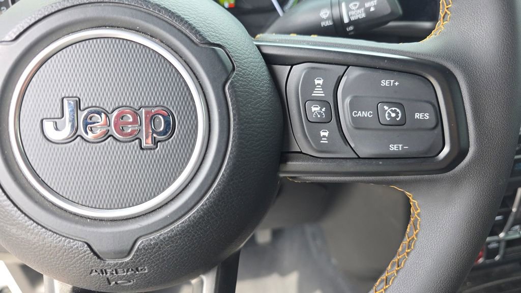 Used 2024 Jeep Wrangler Unlimited image 15