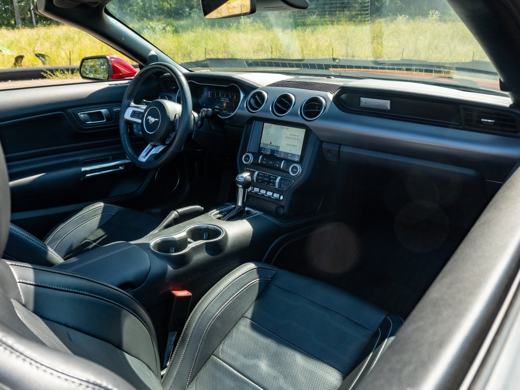 Used 2019 Ford Mustang GT Premium w/ Equipment Group 401A RWD image 15