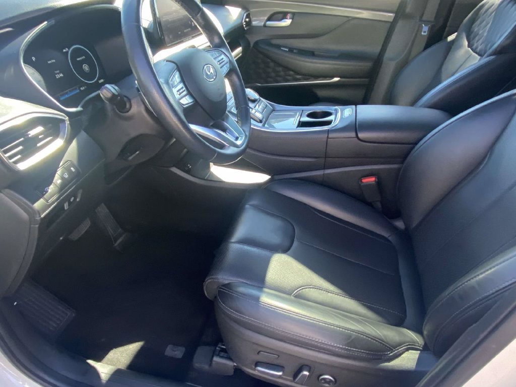 Used 2023 Hyundai Santa Fe Calligraphy AWD/4WD image 17