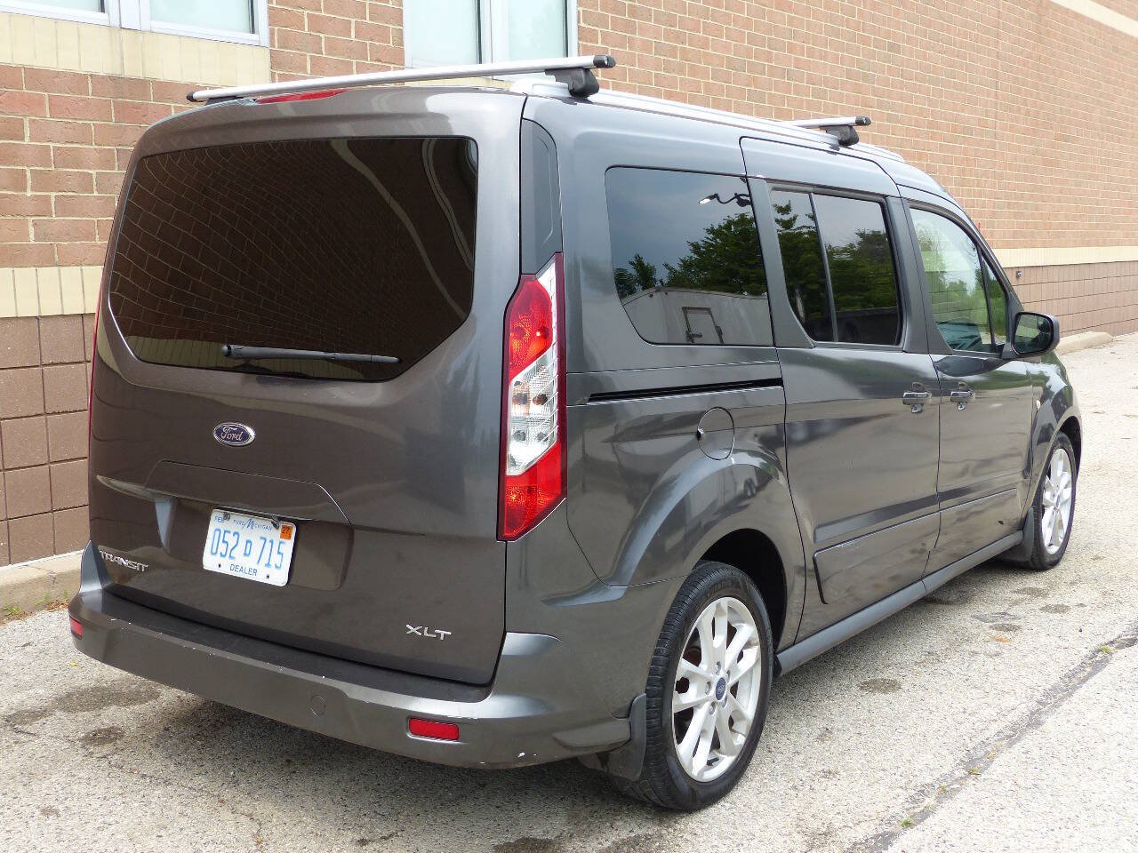 Used 2016 Ford Transit Connect XLT FWD image 9