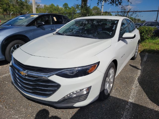 Certified 2025 Chevrolet Malibu LT FWD image 3