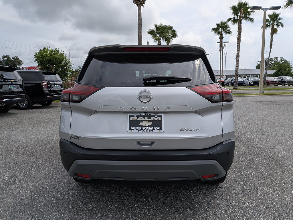 Used 2023 Nissan Rogue SV AWD/4WD image 4