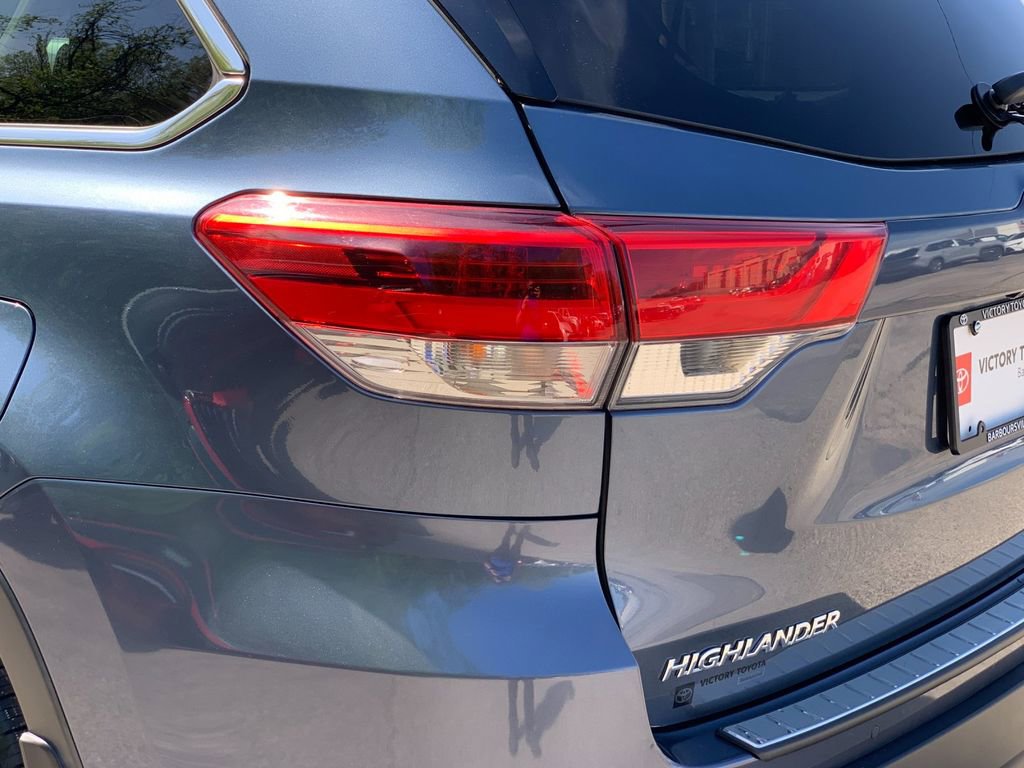Used 2019 Toyota Highlander Limited image 37
