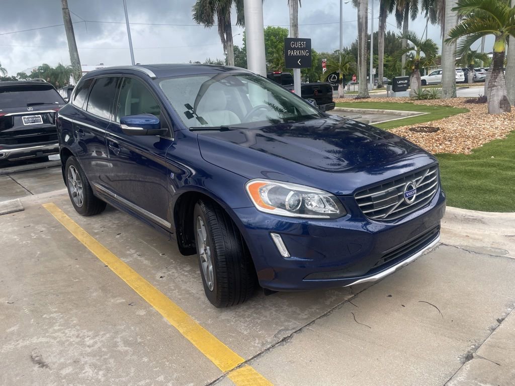 Used 2015 Volvo XC60 T6 Platinum AWD/4WD image 1