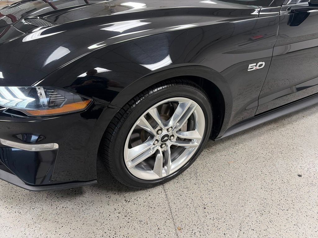Used 2021 Ford Mustang GT Premium w/ Equipment Group 401A RWD image 18