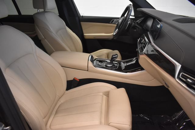 Used 2021 BMW X5 xDrive40i w/ Premium Package AWD/4WD image 19