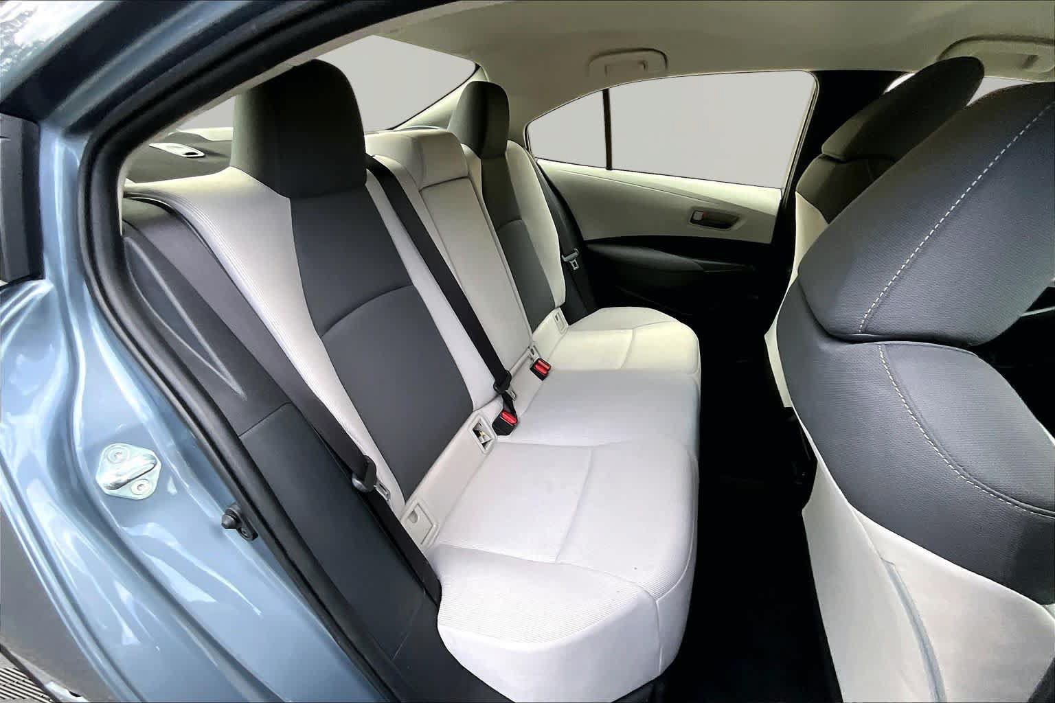 Certified 2022 Toyota Corolla LE w/ Carpet Mat Package (TMS) FWD image 20