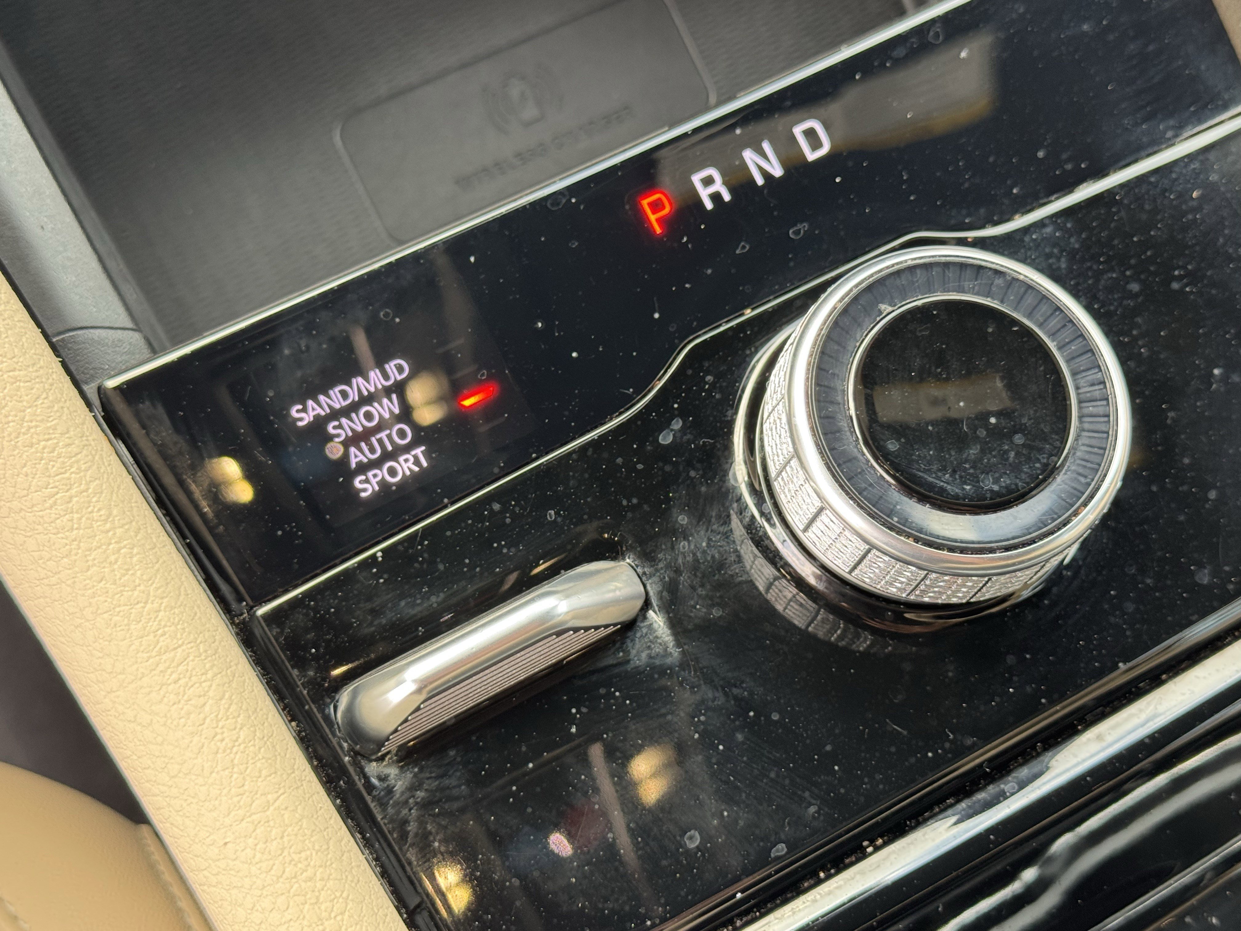 Used 2023 Jeep Grand Cherokee Limited w/ Luxury Tech Group II image 21