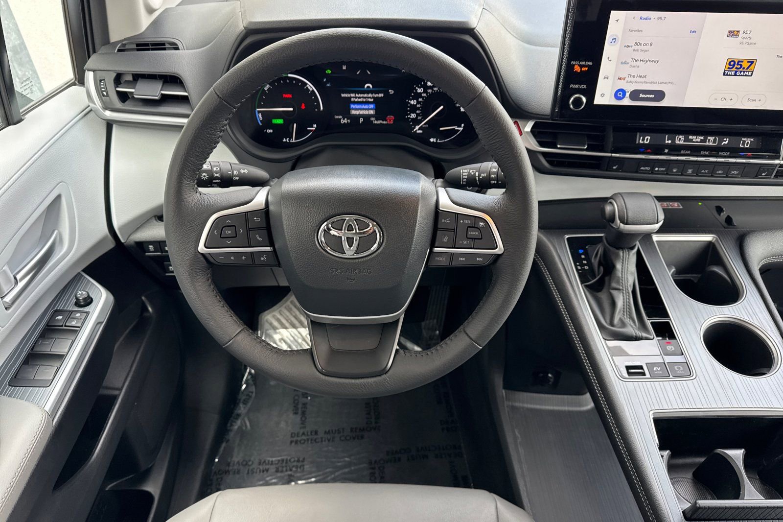 Certified 2026 Toyota Sienna XLE AWD/4WD image 14