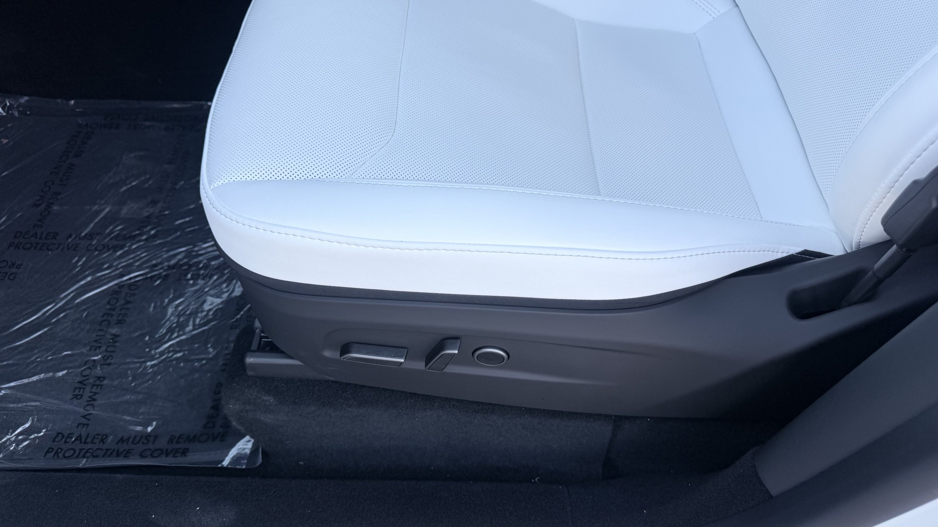 Used 2026 Tesla Model Y 2WD image 21