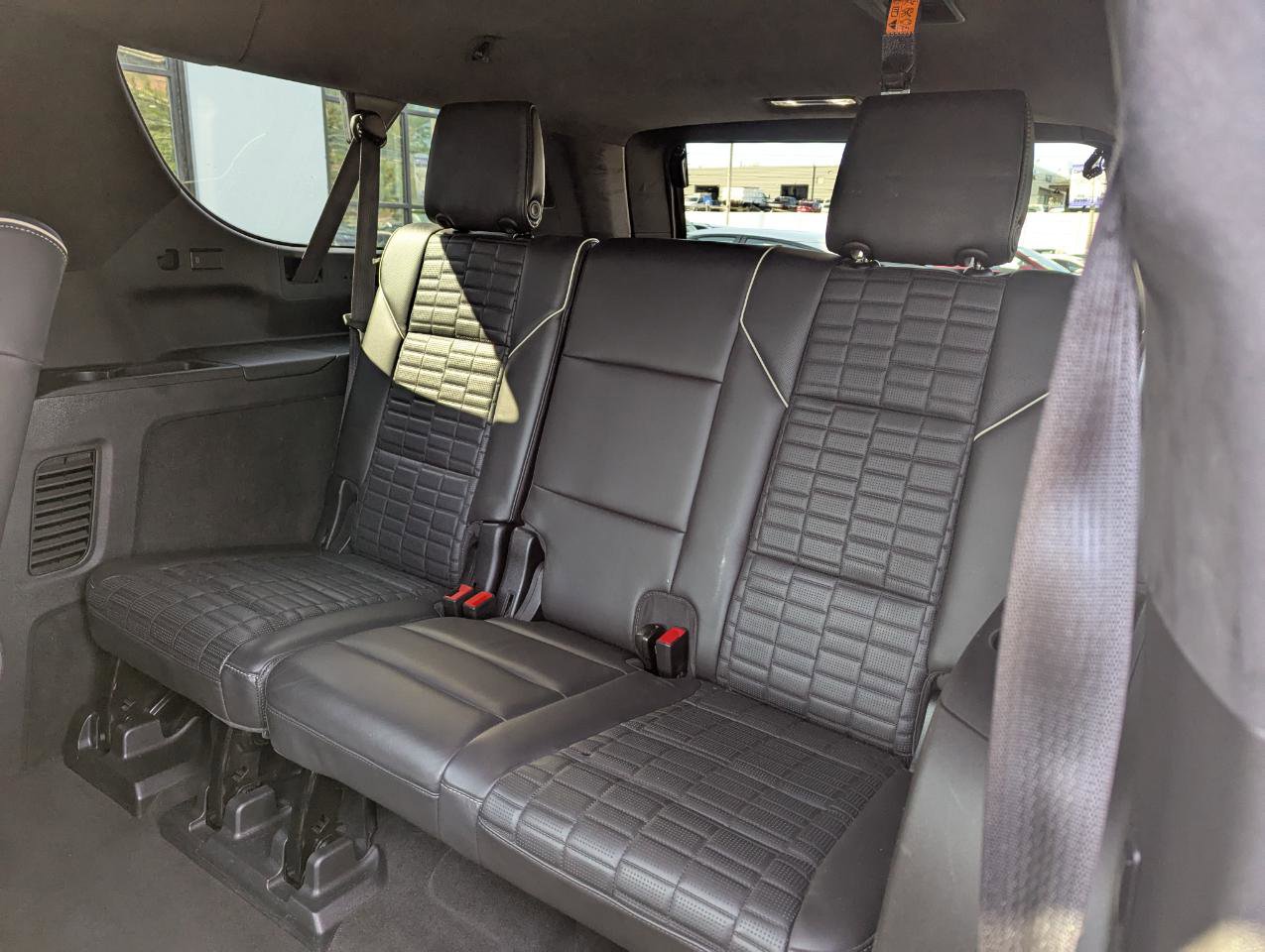 Used 2022 Cadillac Escalade ESV Sport Platinum AWD/4WD image 48