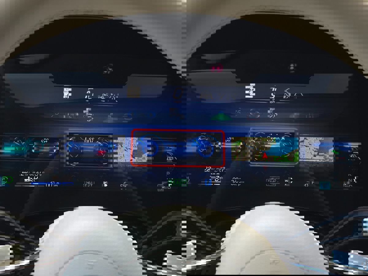 Used 2023 Mercedes-Benz EQS 580 4MATIC Sedan image 32