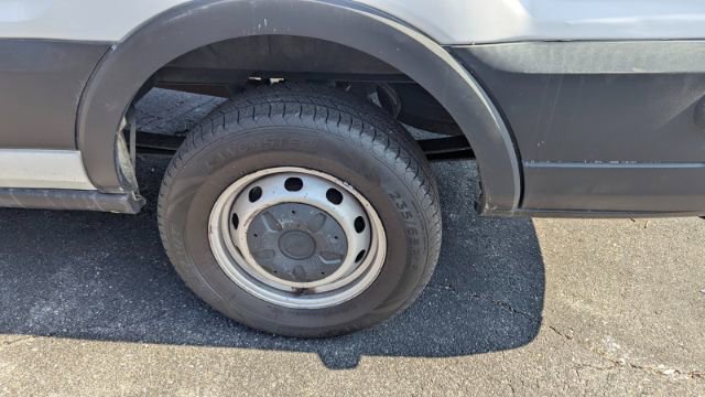 Used 2017 Ford Transit 250 Med Rf Cargo image 10