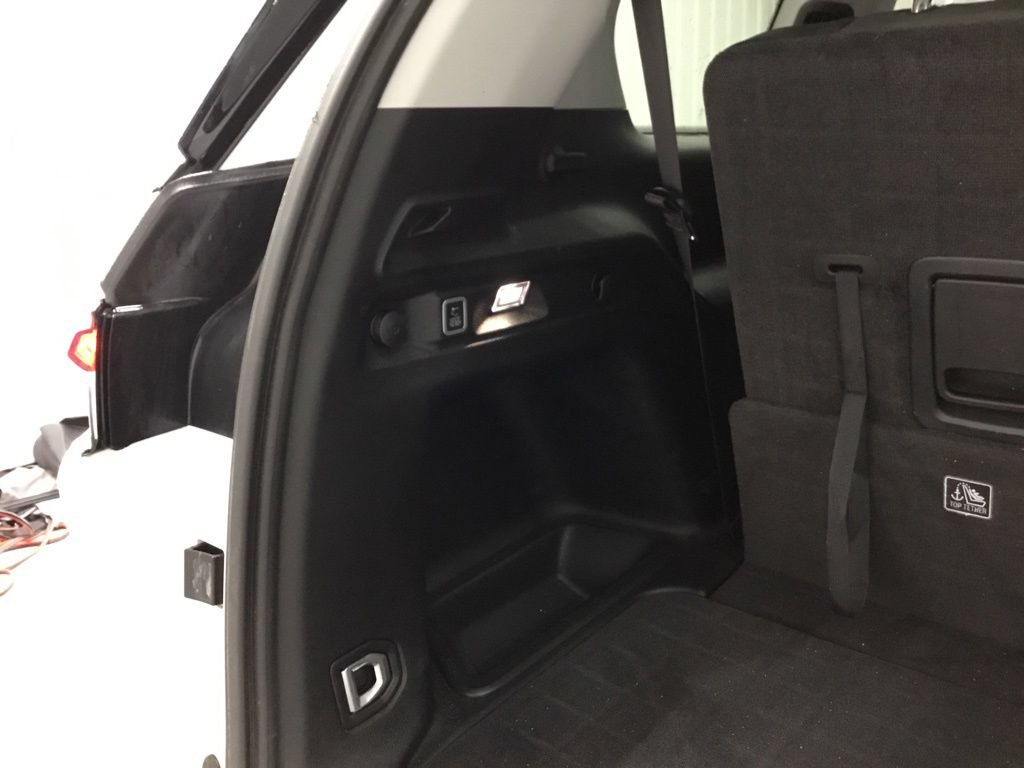 Used 2022 Jeep Grand Cherokee L Laredo w/ Luxury Tech Group I AWD/4WD image 17