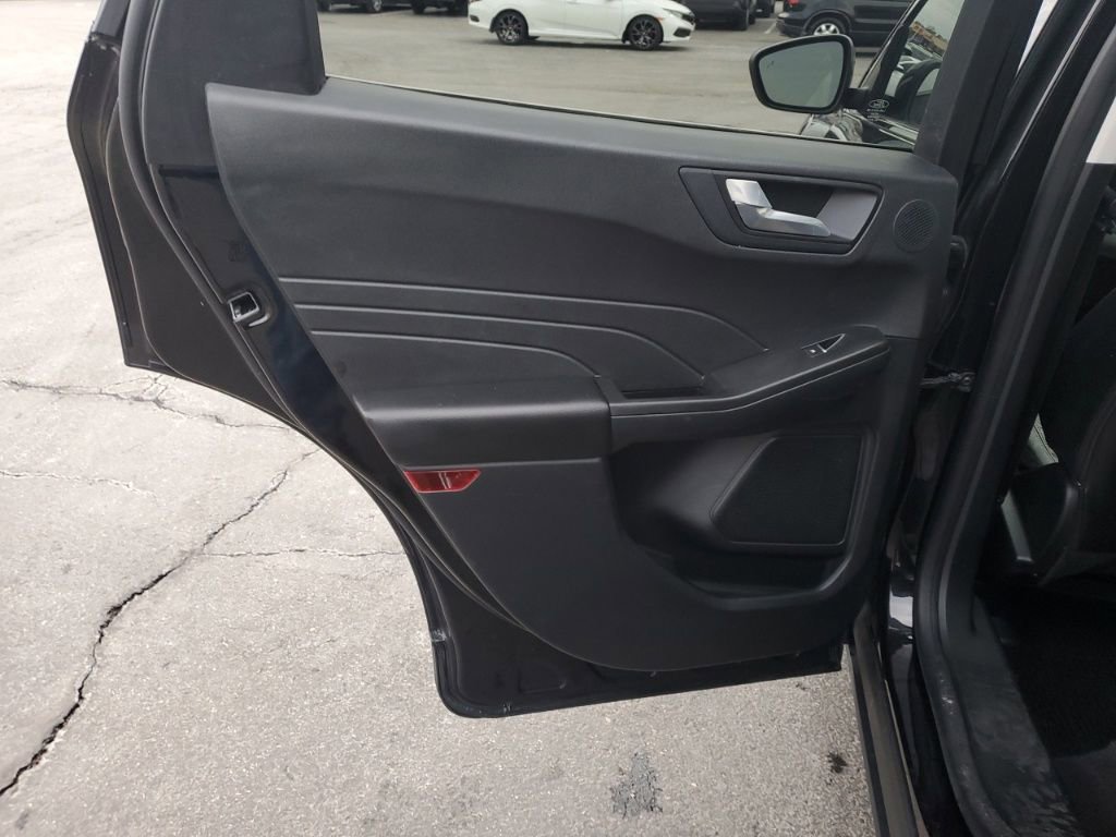 Used 2022 Ford Escape Titanium w/ Titanium Elite Package image 28