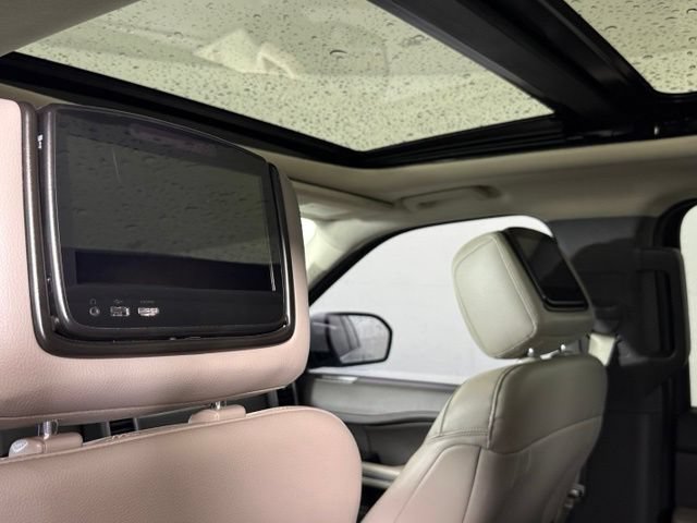 Used 2020 Ford Expedition XLT w/ Equipment Group 202A RWD image 23