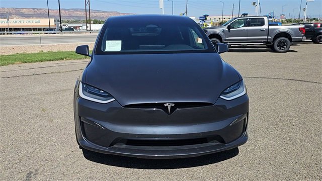 Used 2022 Tesla Model X image 3