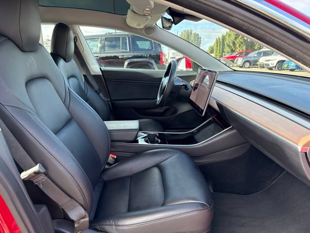 Used 2018 Tesla Model 3 Long Range RWD image 10