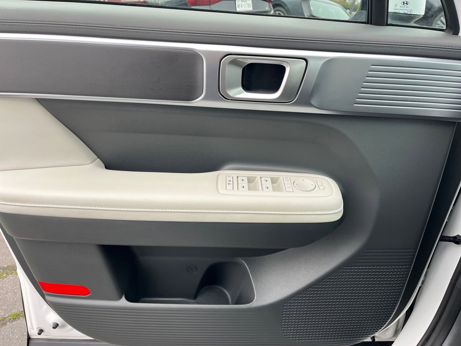 Used 2025 Hyundai Santa Fe SEL AWD/4WD image 18