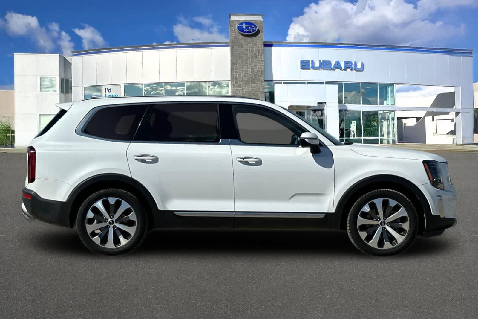 Used 2020 Kia Telluride S AWD/4WD image 6