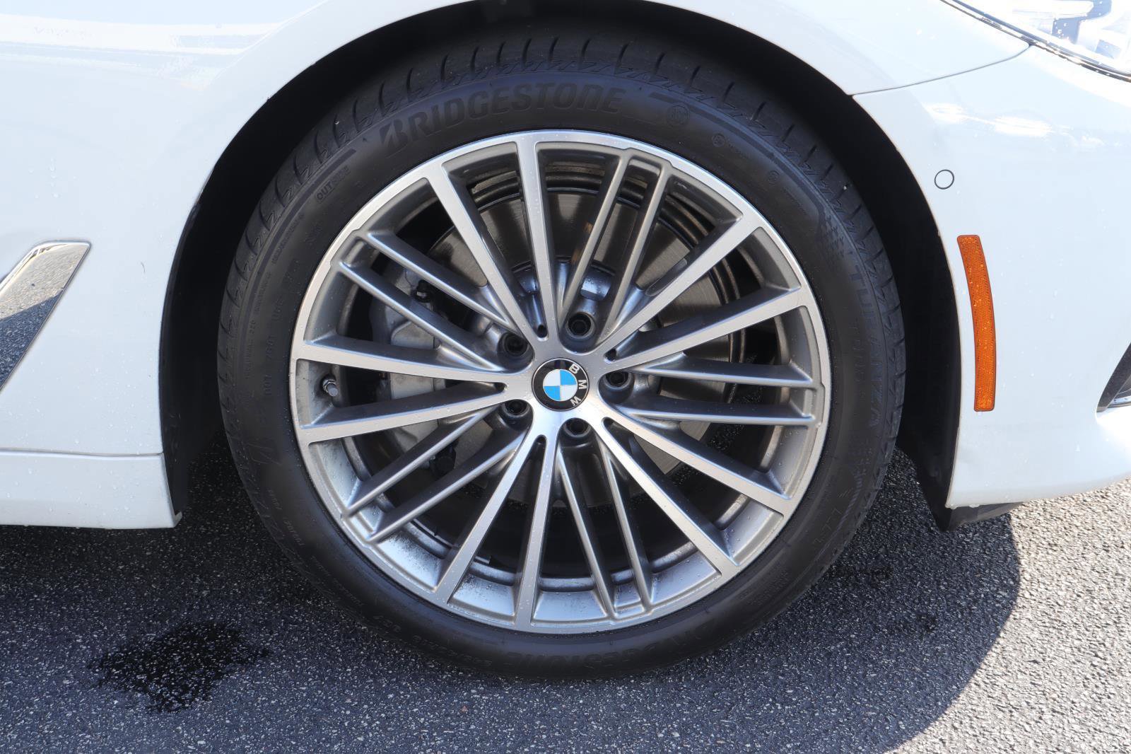 Used 2020 BMW 530i w/ Premium Package image 36