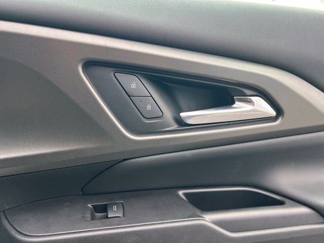 Used 2025 Chevrolet Equinox EV LT FWD image 30