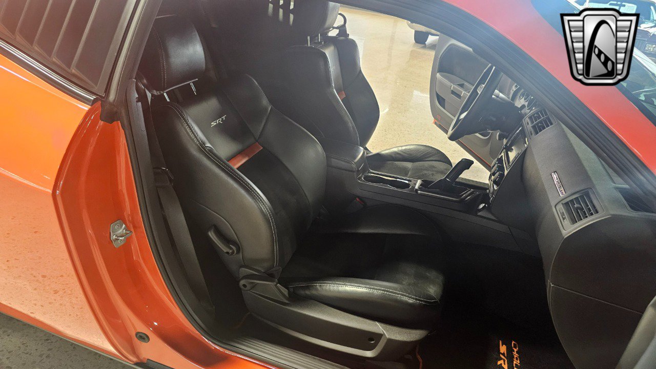 Used 2009 Dodge Challenger SRT8 w/ SRT Option Group II image 25