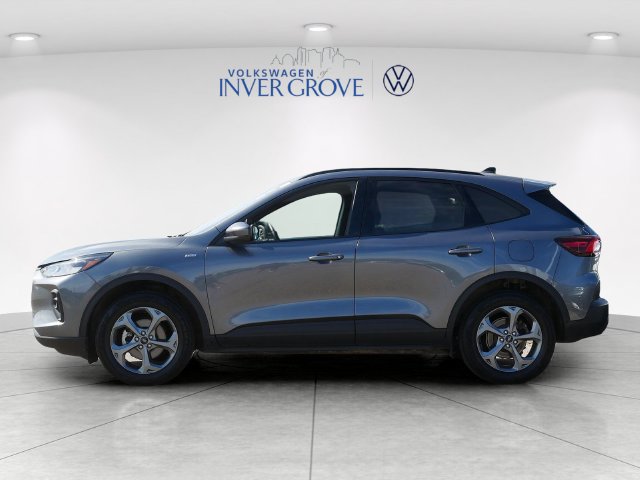 Used 2025 Ford Escape ST-Line Select AWD/4WD image 4