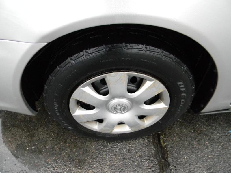 Used 2004 Toyota Camry LE FWD image 23