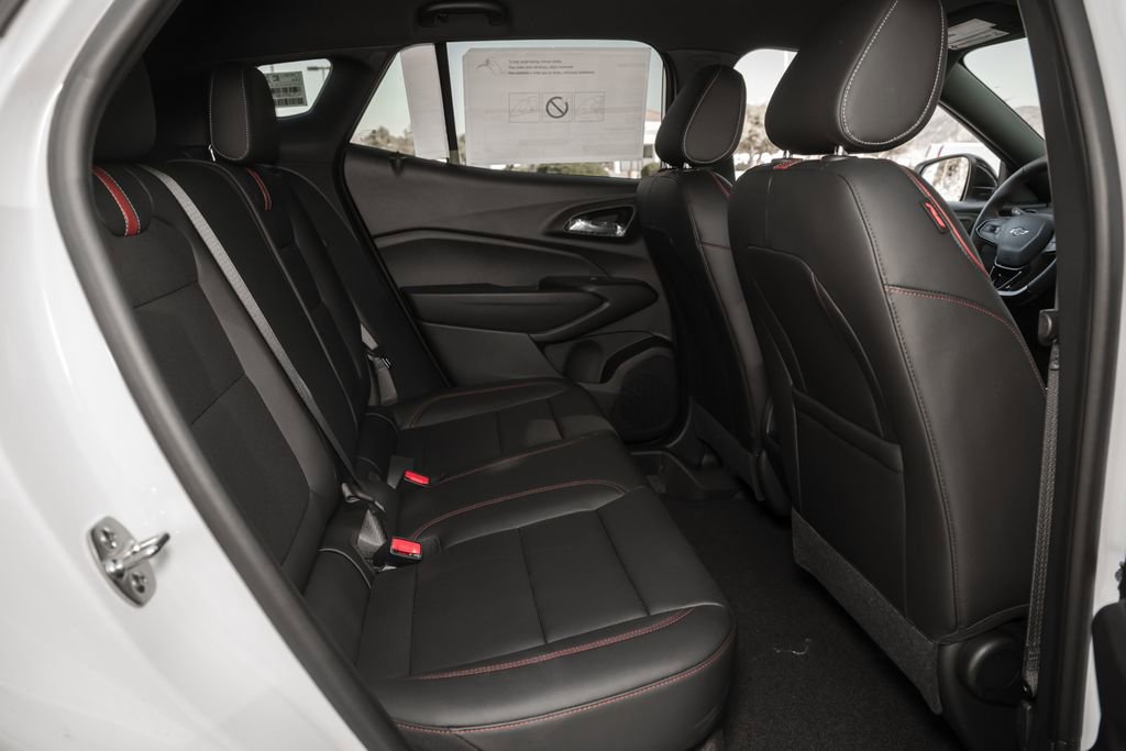 New 2026 Chevrolet Trax RS w/ Driver Confidence Package FWD image 34