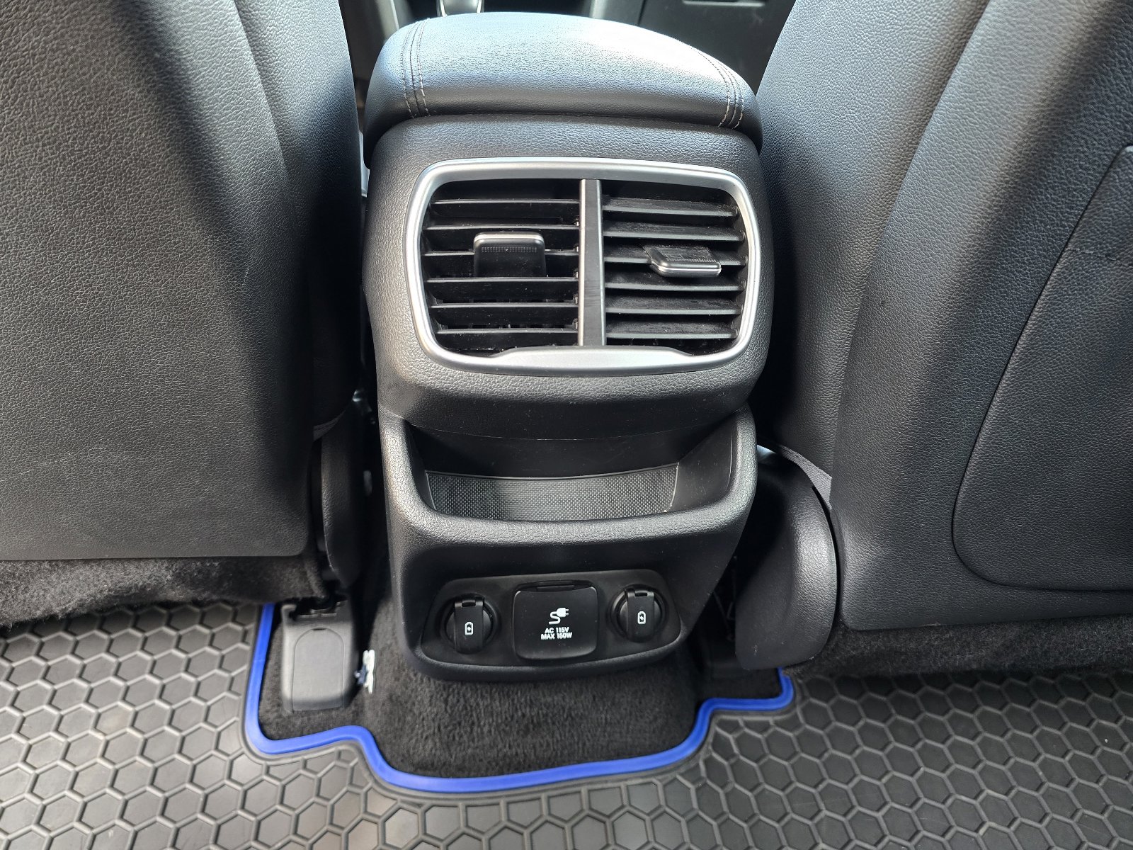 Used 2019 Hyundai Santa Fe FWD image 24