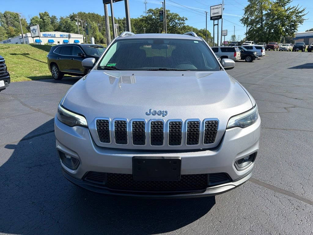 Used 2019 Jeep Cherokee Latitude Plus w/ Cold Weather Group AWD/4WD image 8