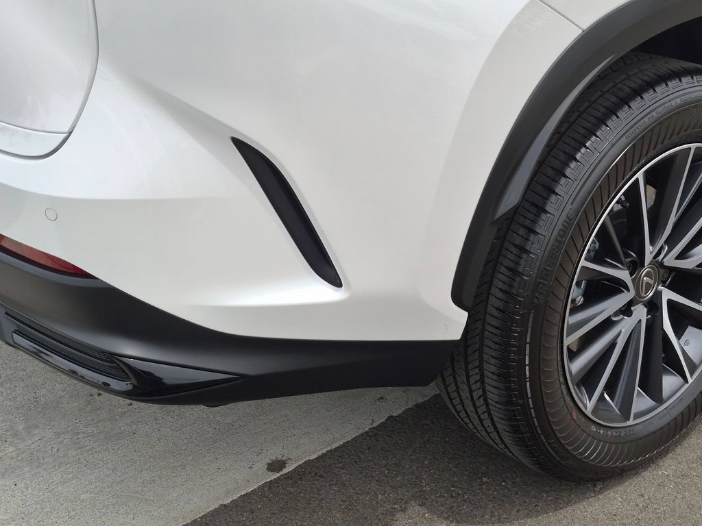 Used 2025 Lexus NX 350h AWD w/ Accessory Package (2T) image 24