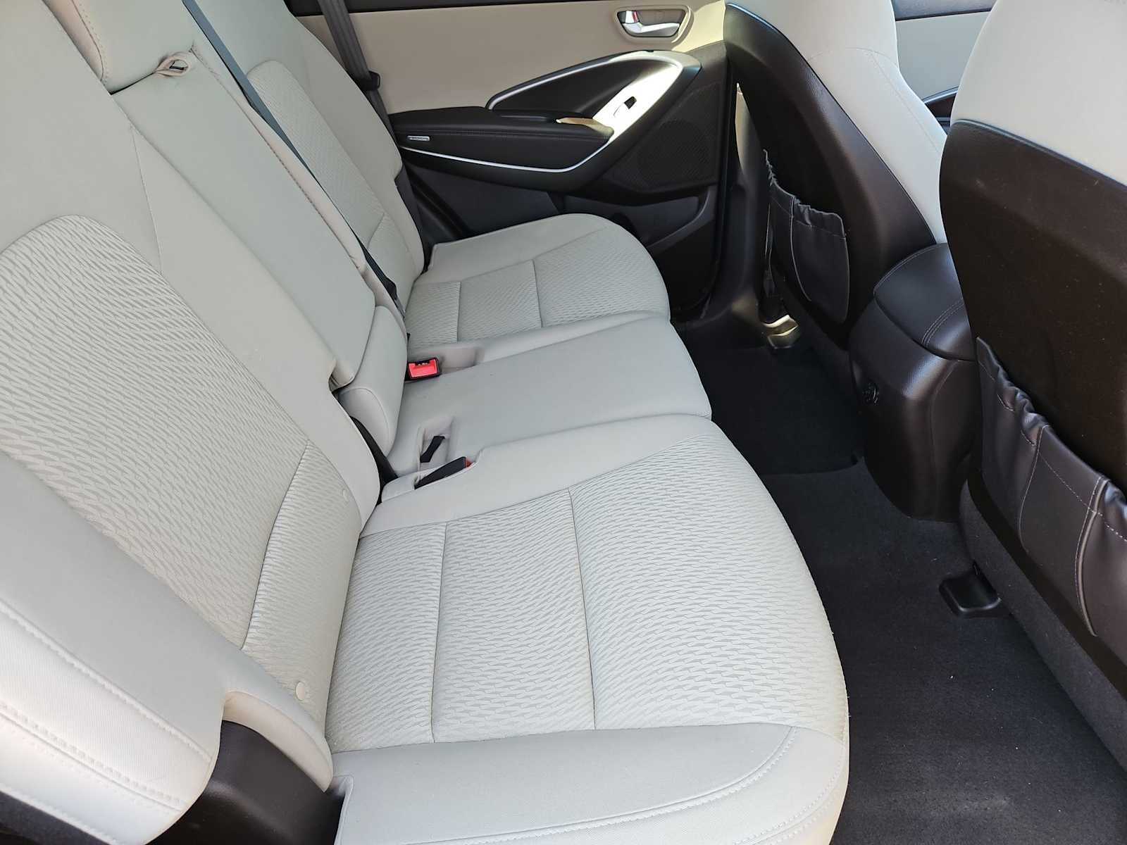 Used 2018 Hyundai Santa Fe Sport w/ 2.4L Value Package 02 image 20