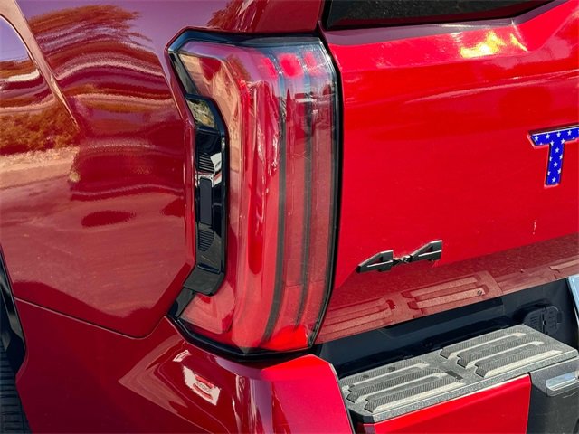 Used 2023 Toyota Tundra Platinum image 5