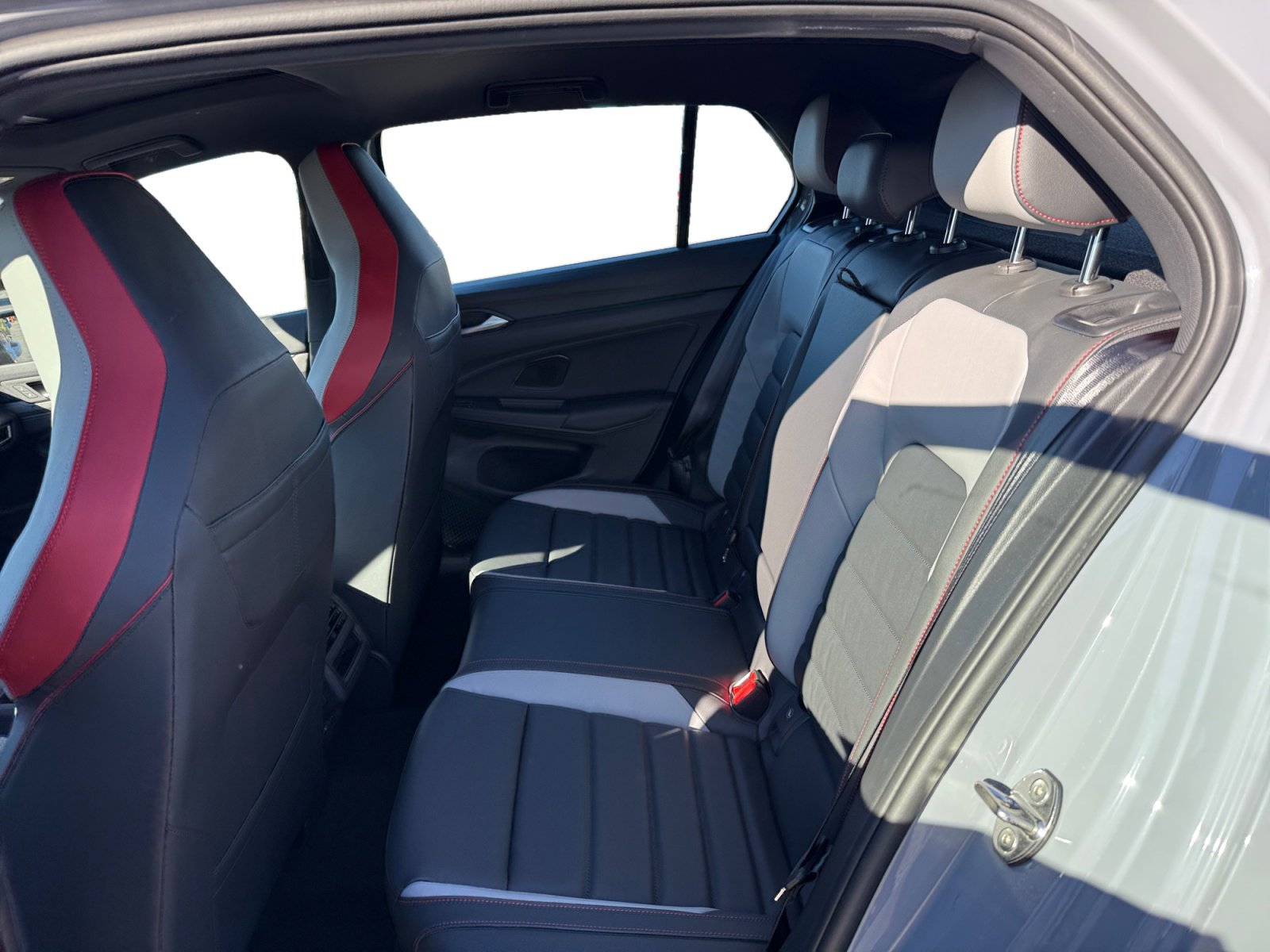 New 2025 Volkswagen GTI SE image 16