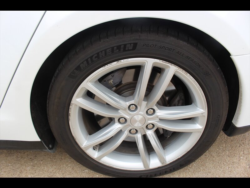Used 2015 Tesla Model S 85D AWD/4WD image 38