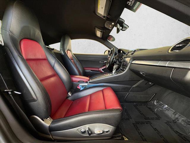 Used 2018 Porsche 718 Cayman S image 16