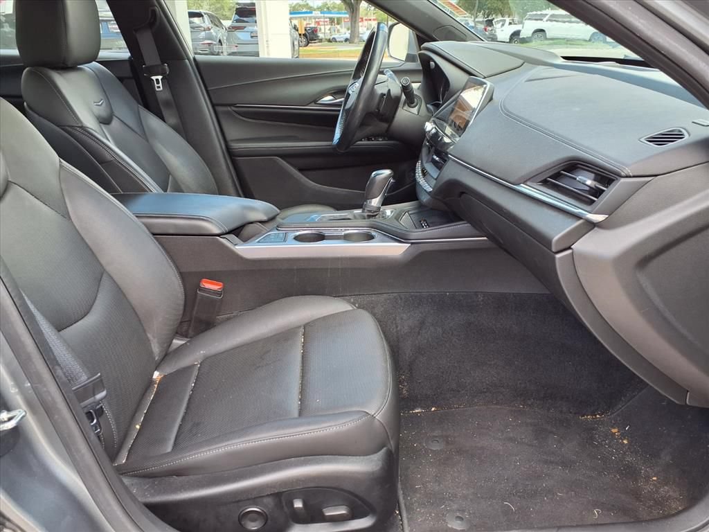 Used 2020 Cadillac CT4 Premium Luxury RWD image 9