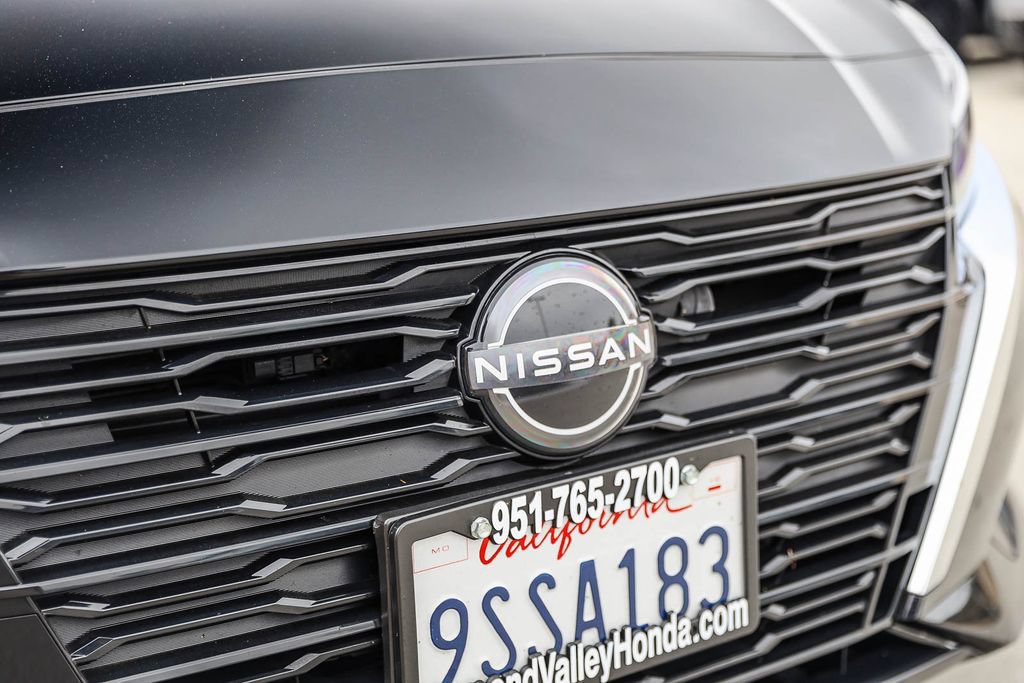 Used 2024 Nissan Altima 2.5 SV FWD image 10