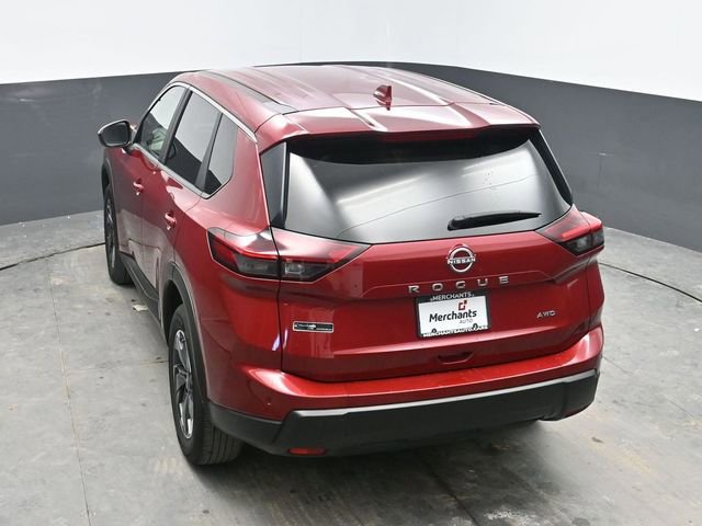 Used 2025 Nissan Rogue SV AWD/4WD image 25