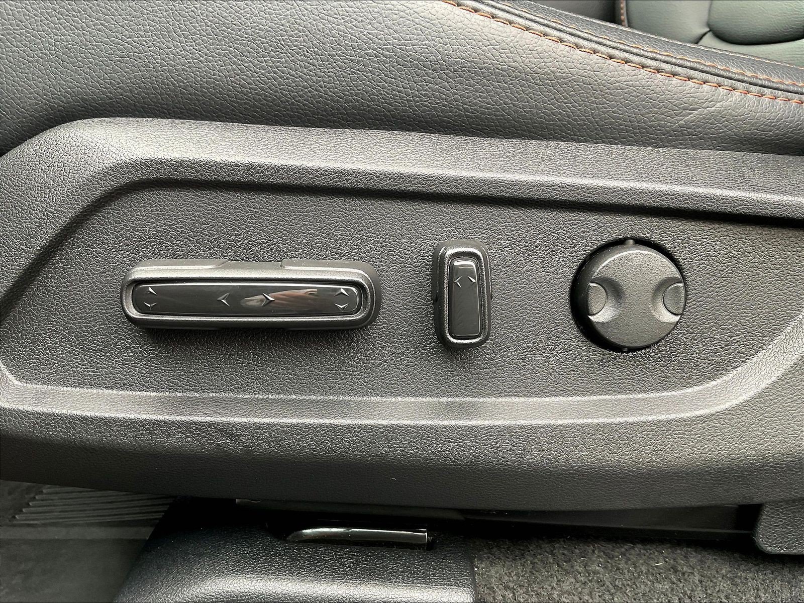 Certified 2024 Honda Pilot TrailSport image 36
