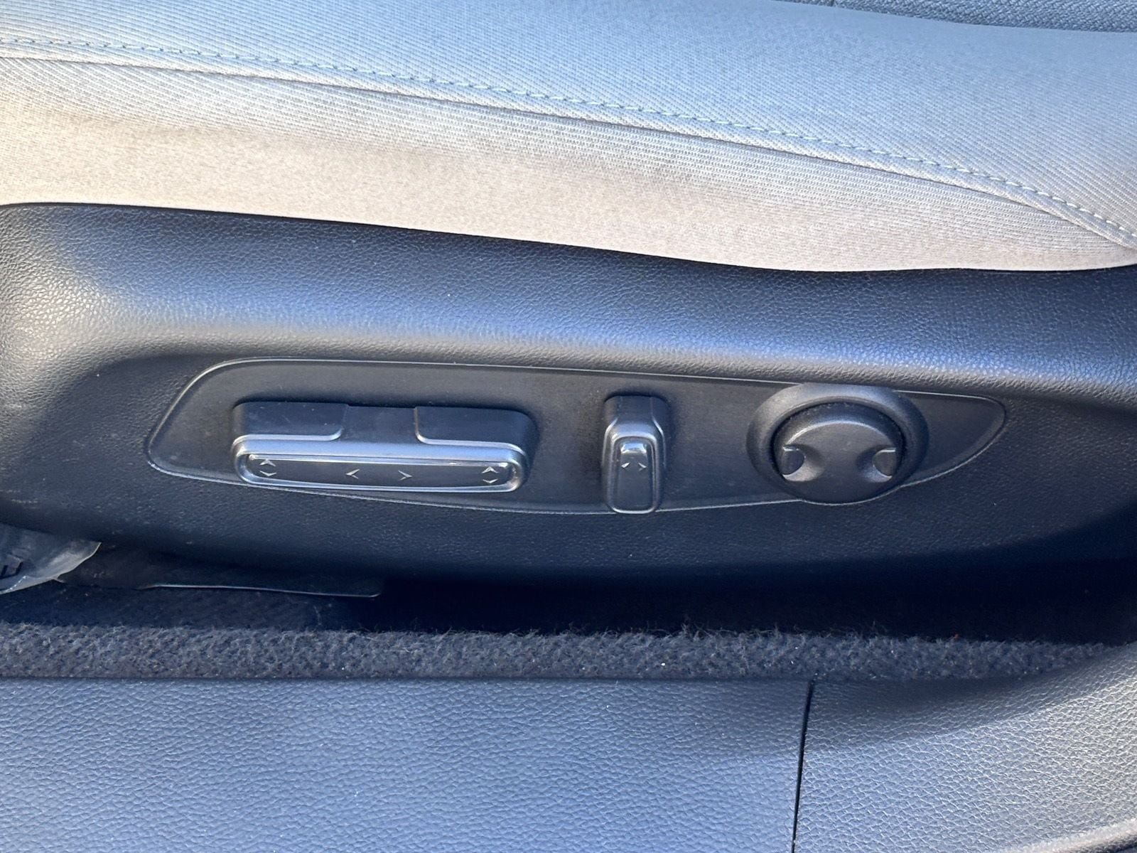 Certified 2023 Honda Accord EX image 19